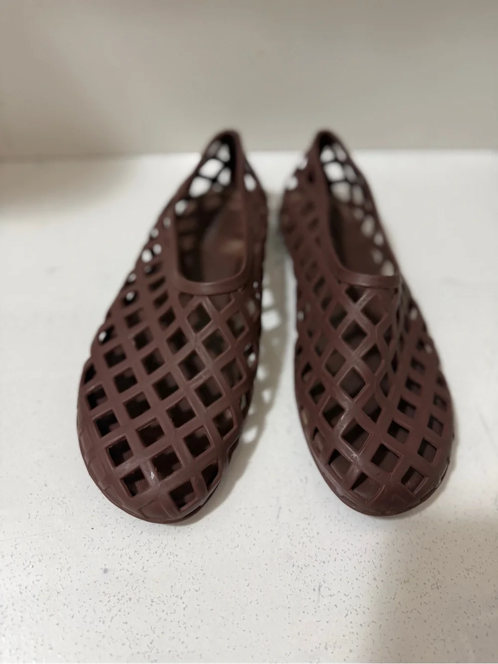 jeffreycampbell Women's Brown Lattice Slip-On Flats_2